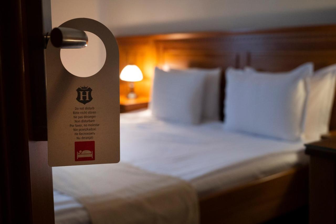 Hotel Bohemia Bacău Dış mekan fotoğraf