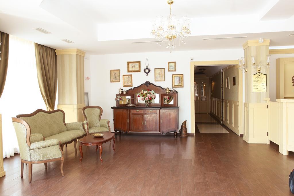 Hotel Bohemia Bacău Dış mekan fotoğraf